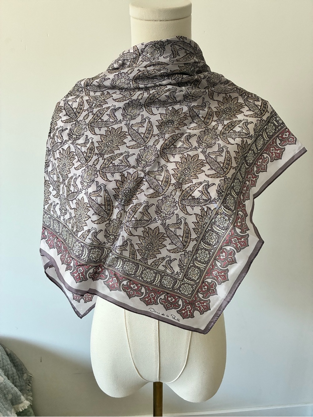 Oscar de la Renta Light Gray, Lavender and Silver Silk Scarf